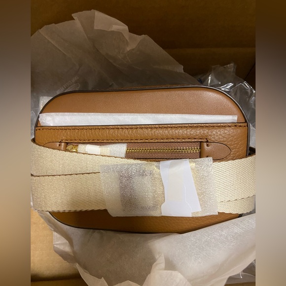 MICHAEL KORS Jet Set Small Pebbled Leather Belt Bag - Picture 8 of 8